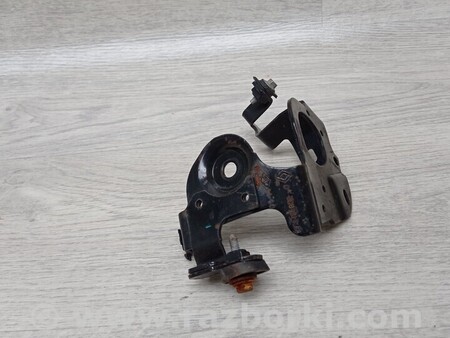 ФОТО Кронштейн креплення направляюча для Renault Kangoo Киев