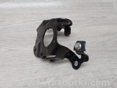 ФОТО Кронштейн креплення направляюча для Renault Kangoo Киев