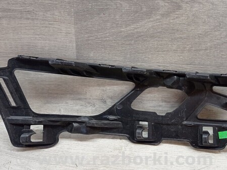 ФОТО Кронштейн кріплення башмак опора направляюча переднього бампера для Skoda Karoq (2016-...) Киев