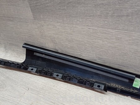 ФОТО Молдинг накладка стійки двері дверки задній правий для Skoda Karoq (2016-...) Киев