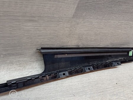 ФОТО Молдинг накладка стійки двері дверки задній правий для Skoda Karoq (2016-...) Киев