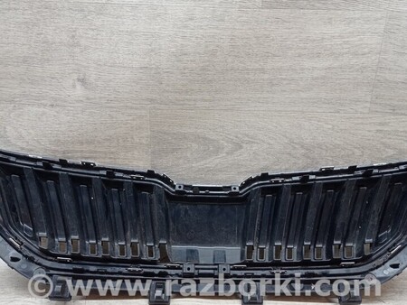 ФОТО Решетка радиатора бампера переднего для Skoda Karoq (2016-...) Киев