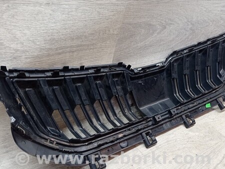 ФОТО Решетка радиатора бампера переднего для Skoda Karoq (2016-...) Киев