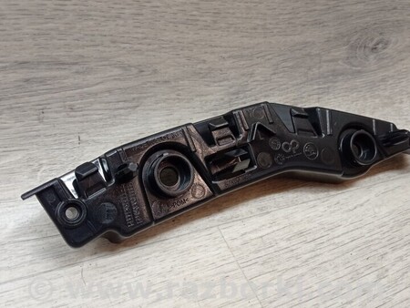 ФОТО Kронштейн кріплення направляюча переднього бампера лівий для Skoda Karoq (2016-...) Киев