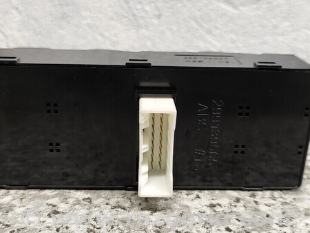 ФОТО Блок Управления стеклоподемниками двери Европа для SsangYong Korando Киев