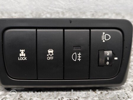 ФОТО Блок управления фар Противотуманих фар для SsangYong Korando Киев