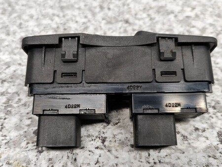 ФОТО Кнопки обогрева сидений для SsangYong Korando Киев