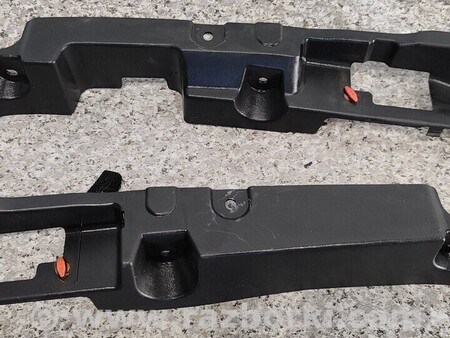 ФОТО Уплотниьель крыла переднего правого левого для SsangYong Korando Киев