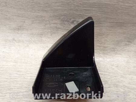 ФОТО Кронштейн кріплення направляюча заднього бампера ліва нова для Ford Kuga 2 Киев