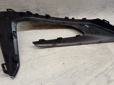 ФОТО Накладка решітка переднього бампера права для Ford Kuga 2 Киев