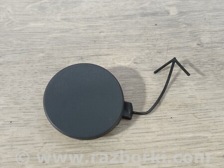 ФОТО Заглушка бампера буксировочного крюка передняя для Seat Leon Киев