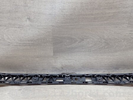 ФОТО Кронштейн бампера заднего центральный для Seat Leon Київ