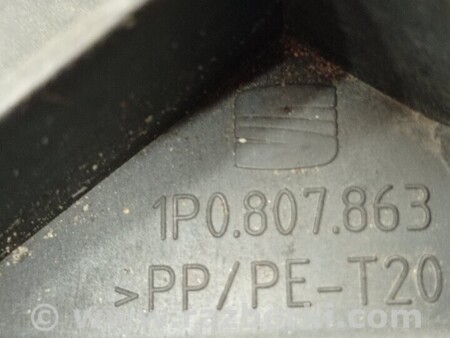 ФОТО Кронштейн кріплення направляюча заднього бампера лівий для Seat Leon Київ