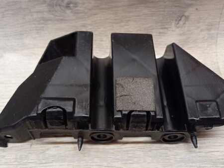 ФОТО Кронштейн кріплення направляюча переднього бампера лівий для Seat Leon Київ