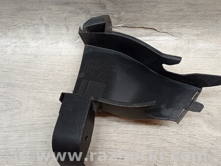 ФОТО Кронштейн кріплення направляюча переднього бампера правий для Seat Leon Київ