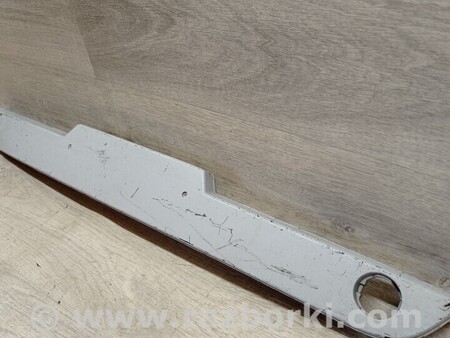 ФОТО Молдинг бампера переднего центральный для Seat Leon Київ