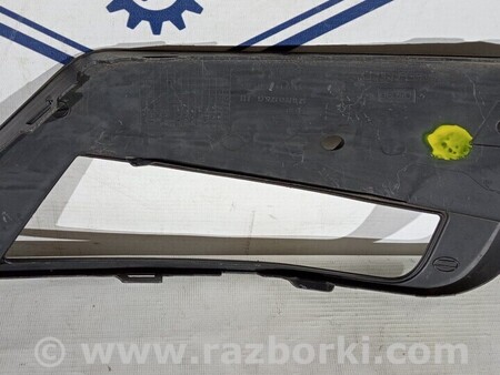 ФОТО Решетка бампера переднего левая для Seat Leon Київ