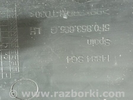 ФОТО Решетка бампера переднего левая для Seat Leon Київ