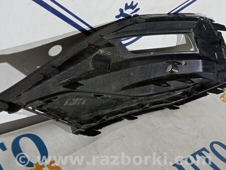 ФОТО Решетка бампера переднего левая для Seat Leon Київ