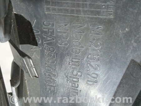 ФОТО Решетка бампера переднего левая для Seat Leon Київ