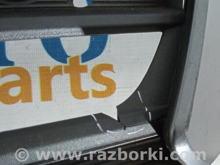 ФОТО Решетка бампера переднего левая для Seat Leon Київ