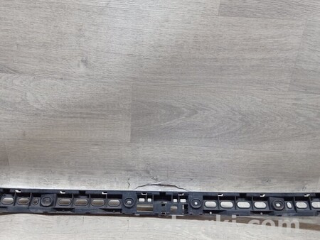 ФОТО Універсал Кронштейн бампера заднего центральный для Seat Leon Київ