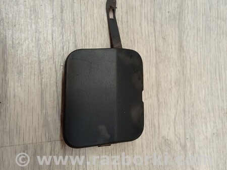 ФОТО Заглушка бампера буксировочного крюка передняя для Renault Logan Киев