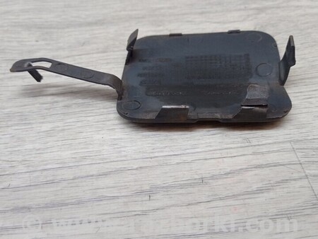 ФОТО Заглушка бампера буксировочного крюка передняя для Renault Logan Киев