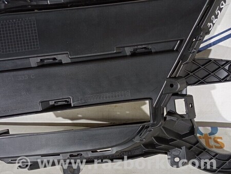 ФОТО Решітка заглушка переднього бампера ліва сторона для Porsche Macan Київ