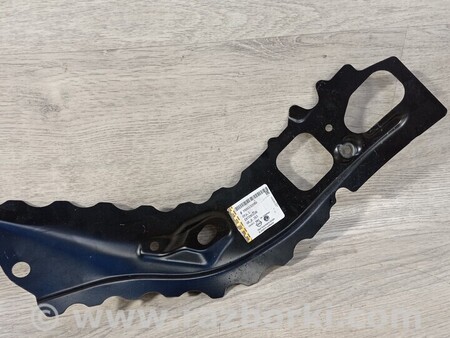 ФОТО Кронштейн Крипление переднего правого крила для Chevrolet Malibu Киев