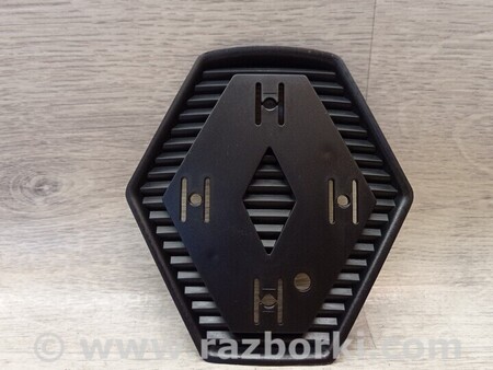 ФОТО Кронштейн кріплення значка емблеми логотипа переднього бампера для Renault Master Киев