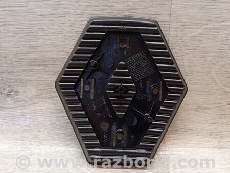 ФОТО Кронштейн кріплення значка емблеми логотипа переднього бампера для Renault Master Киев