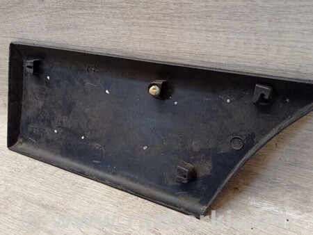 ФОТО Молдинг листва накладка кузова бічний правий для Renault Master Киев