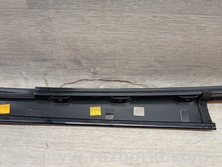 ФОТО Молдинг листва накладка двері дверки декоративний зовнішній для Renault Megane Киев