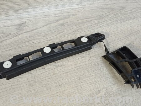 ФОТО Кронштейн крепления направляющей заднего бампера правый для Opel Meriva Киев