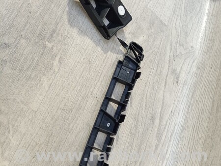 ФОТО Кронштейн крепления направляющей заднего бампера правый для Opel Meriva Киев