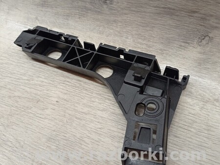 ФОТО Кронштейн кріплення направляюча переднього бампера зовнішній лівий для Opel Meriva Киев