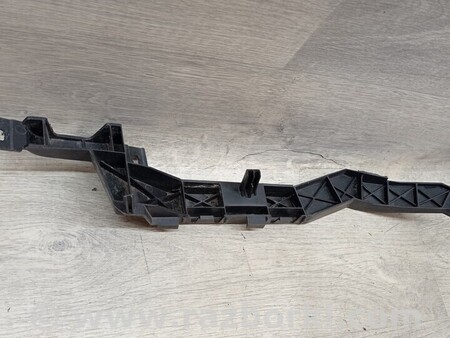 ФОТО Кронштейн кріплення направляюча переднього бампера ліва для Opel Meriva Киев