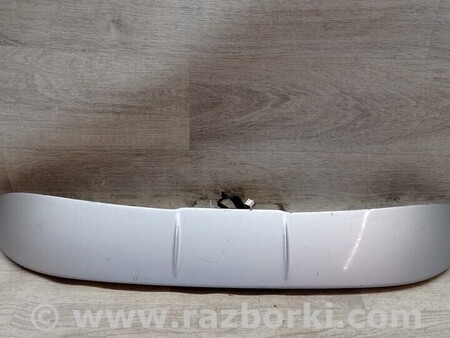 ФОТО Спойлер крышки багажника для Nissan Micra Киев