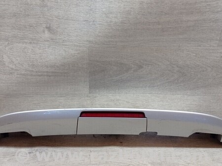 ФОТО Спойлер крышки багажника для Nissan Micra Киев