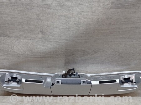 ФОТО Спойлер крышки багажника для Nissan Micra Киев