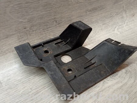 ФОТО Кронштейн кріплення направляюча переднього бампера фари ліва для Alfa Romeo MiTo 955 (06.2008-12.2016) Киев