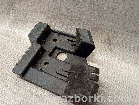 ФОТО Кронштейн кріплення направляюча переднього бампера фари ліва для Alfa Romeo MiTo 955 (06.2008-12.2016) Киев