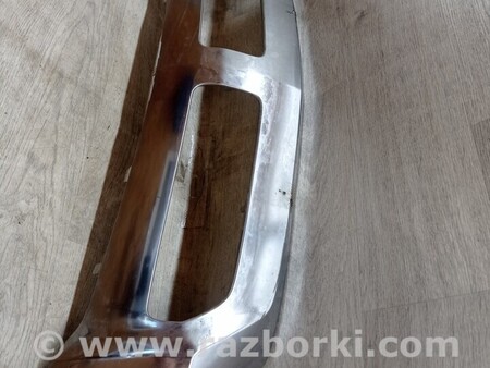 ФОТО Молдинг бампера переднего центральный для Mercedes-Benz ML Киев