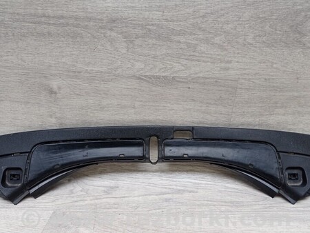 ФОТО Верхняя планка замка для Tesla Model S Киев