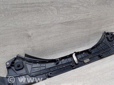 ФОТО Верхняя планка замка для Tesla Model S Киев