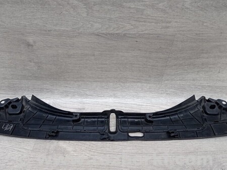 ФОТО Верхняя планка замка для Tesla Model S Киев