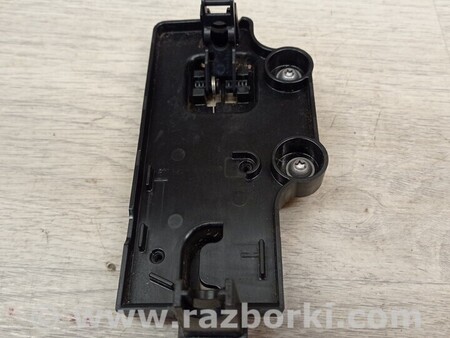 ФОТО Кронштейн кріплення опора замка капоту для Tesla Model S Киев