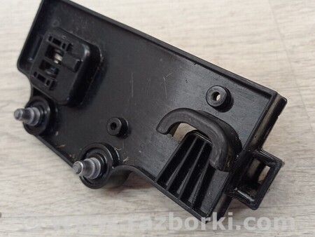 ФОТО Кронштейн кріплення опора замка капоту для Tesla Model S Киев