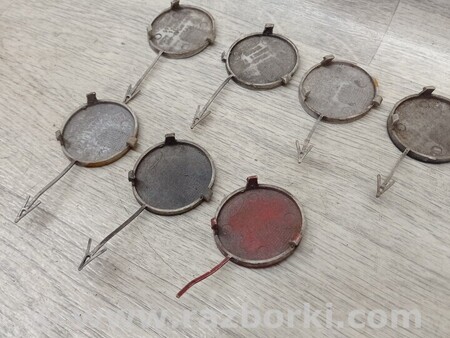 ФОТО Заглушка бампера буксировочного крюка передняя для Ford Mondeo 4 (09.2007-08.2014) Киев